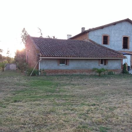 Charmante Dependance En Campagne Samatan Exterior photo